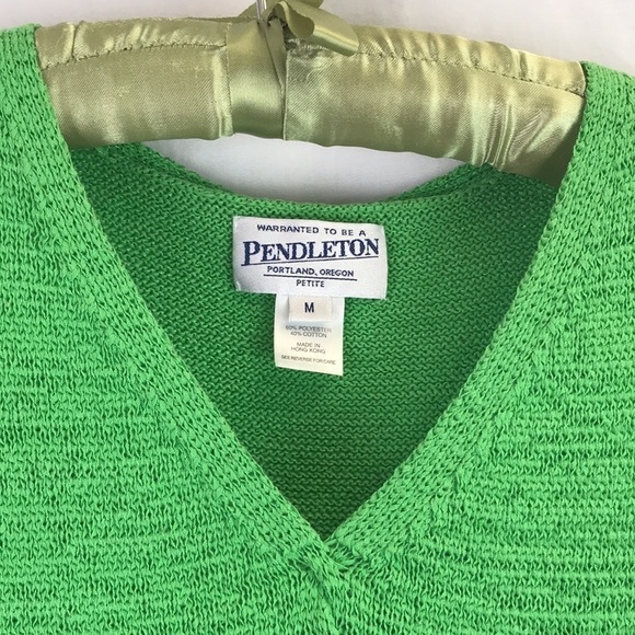 Pendleton Women’s Green Sleeveless V-Neck Sweater Size MP - Picture 2 of 5